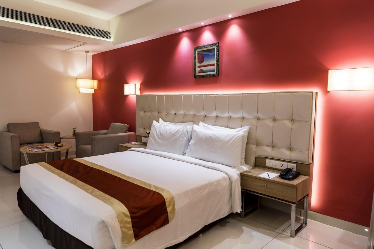 Hotel Citycentral Vijayawāda エクステリア 写真