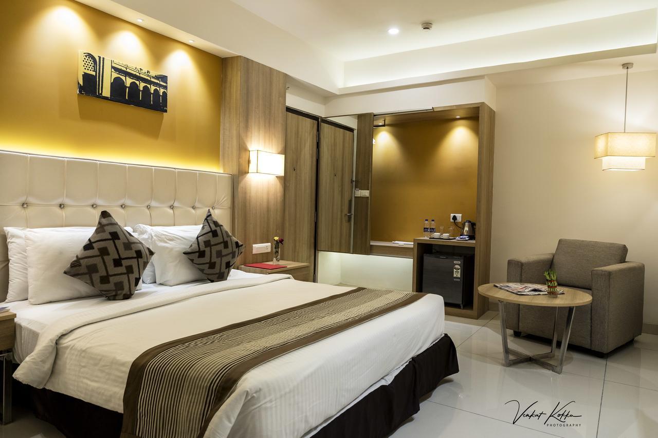 Hotel Citycentral Vijayawāda エクステリア 写真